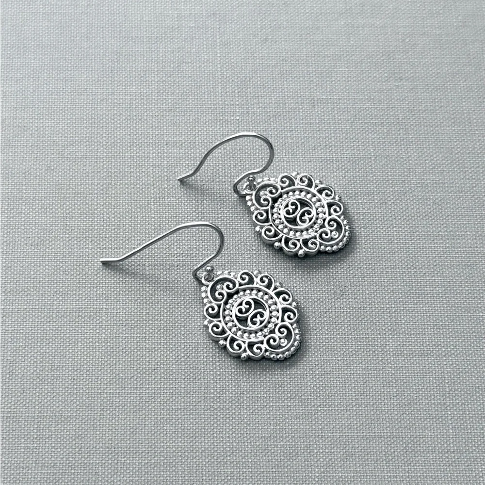 925 Sterling Silver Ornate Dangle Earrings! NEW! - Picture 2 of 4
